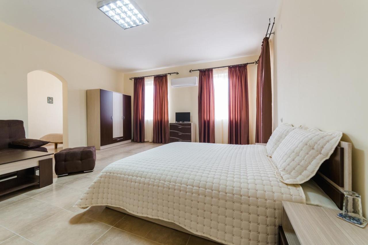 Семеен Хотел Пауталия Kjustendil Zimmer foto
